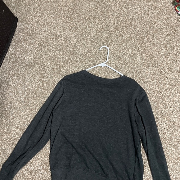 Barley worn forever 21 large sweatshirt - Picture 2 of 3